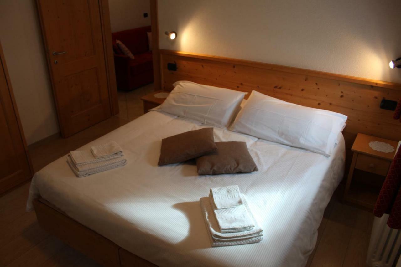 Chalet Del Bosco Valdisotto Buitenkant foto